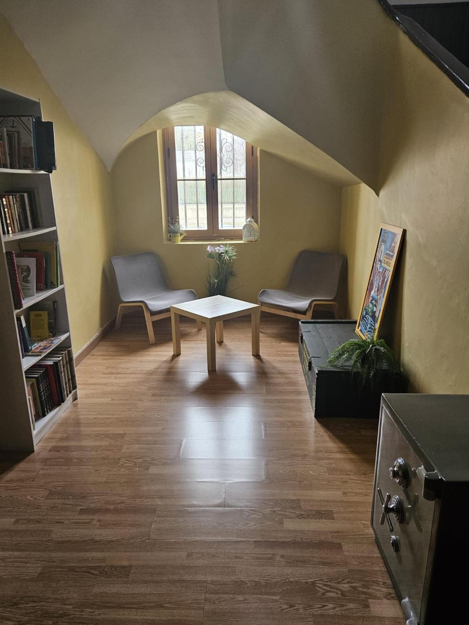 Albergue Pirenarium ซาบิญานิโก ภายนอก รูปภาพ